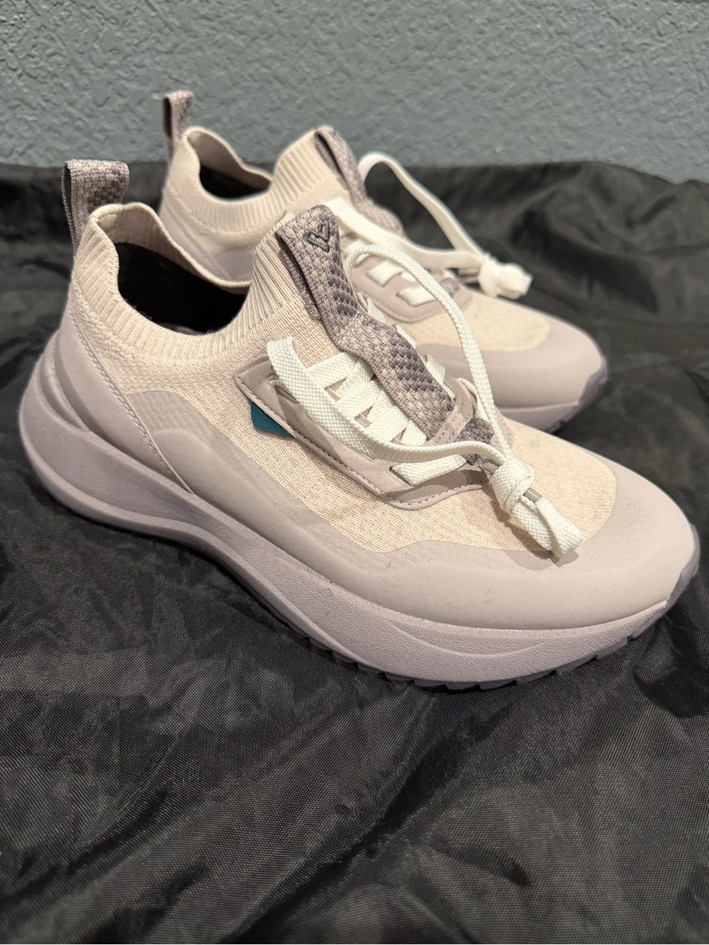 Vessi Stormburst Light Quartzite Waterproof Knit Sneakers, Women sz 6 - Picture 2 of 6